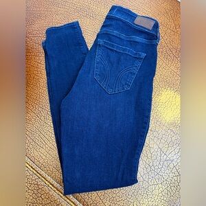 Hollister Curvy High-Rise Super Skinny Dark Blue Soft Stretch Jeans w29R